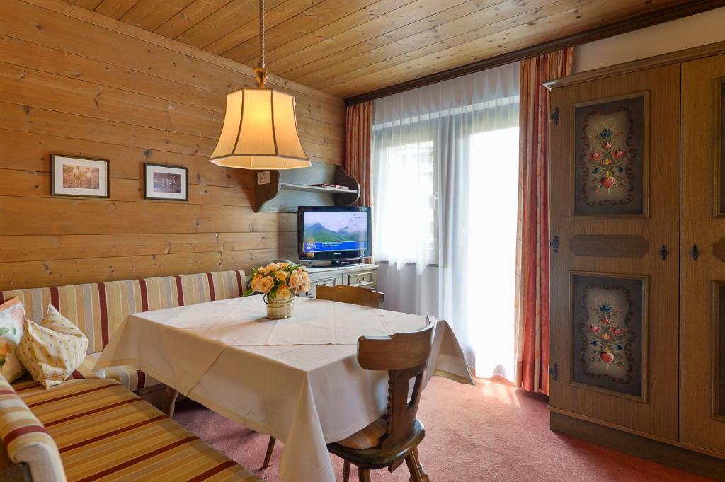 Appartementhaus Holiday Lech am Arlberg Eksteriør bilde